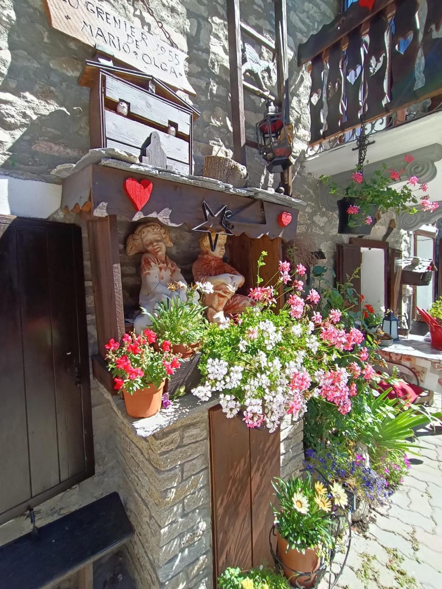 Le Grenier De Olga E Mario Daire Pré-Saint-Didier Dış mekan fotoğraf